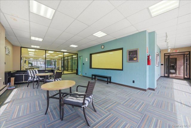 161 Pearsall Drive 2B, Mount Vernon, NY 10552
