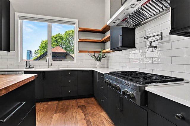 14 Trowbridge Street, Grand Rapids, MI 49503