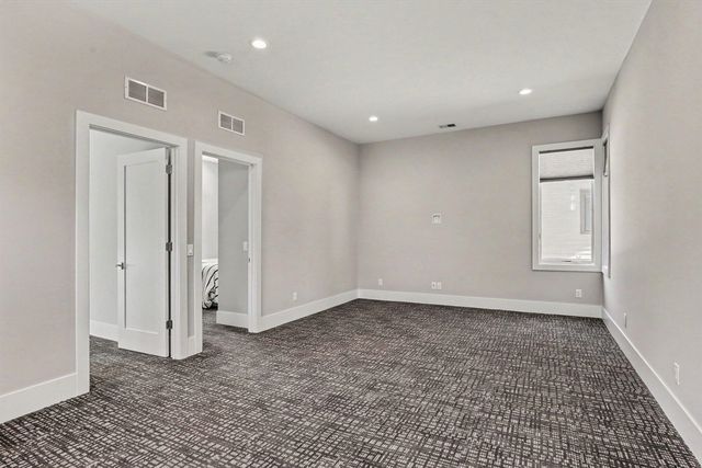 14 Trowbridge Street, Grand Rapids, MI 49503