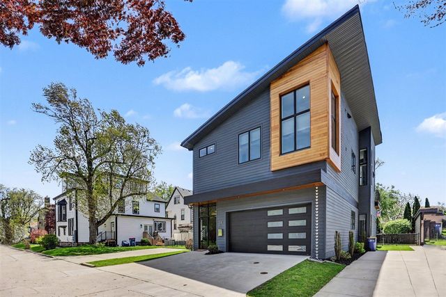 14 Trowbridge Street, Grand Rapids, MI 49503