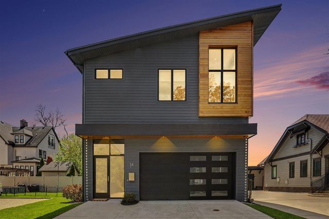 14 Trowbridge Street, Grand Rapids, MI 49503