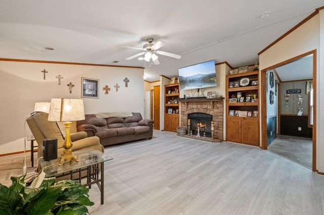 470 Antigua Drive, Point Blank, TX 77364