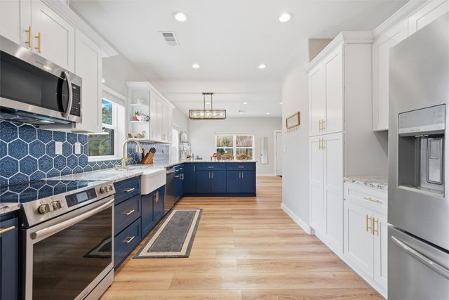 3008 S 3rd Street, Waco, TX 76706