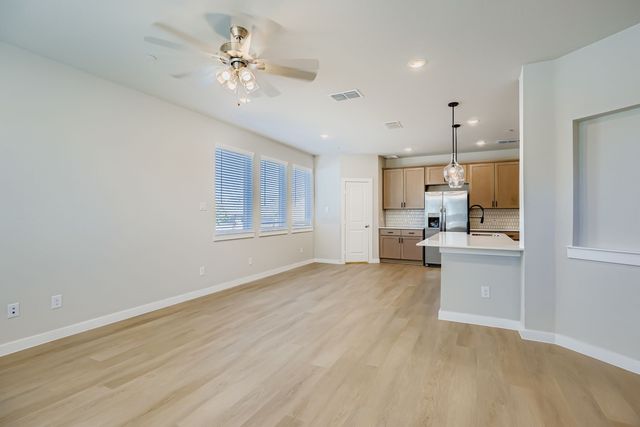 1208 Pebblebrook, Mckinney, TX 75071