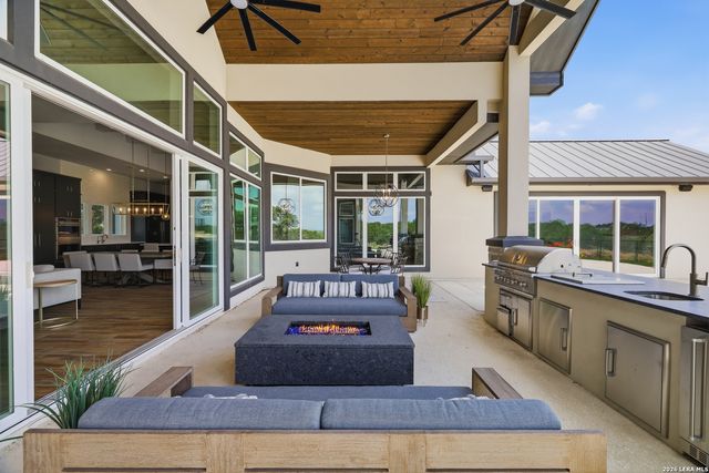 340 Copper Crest, New Braunfels, TX 78132