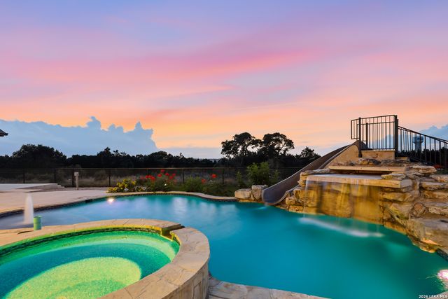 340 Copper Crest, New Braunfels, TX 78132