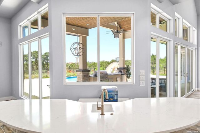 340 Copper Crest, New Braunfels, TX 78132