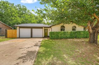 3709 Claysford Court, Arlington, TX 76015