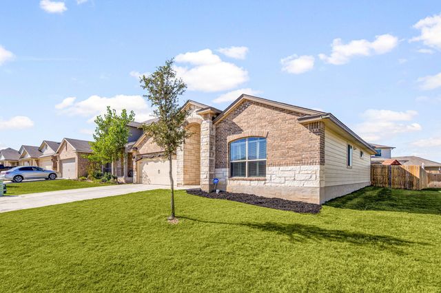 149 Rearden BLVD, Jarrell, TX 76537