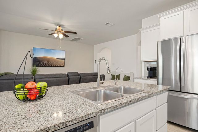 149 Rearden BLVD, Jarrell, TX 76537