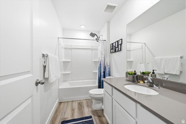 1123 W HIDDEN SPRING DR, Santaquin, UT 84655