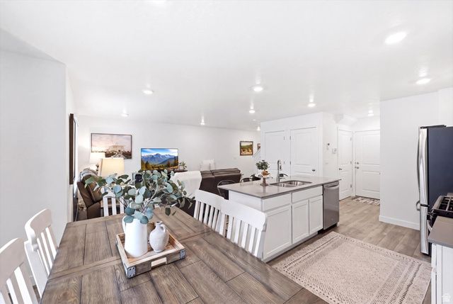 1123 W HIDDEN SPRING DR, Santaquin, UT 84655