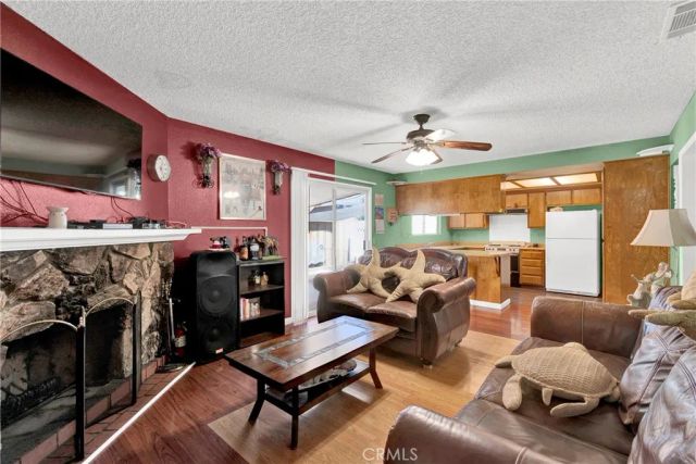 1780 Walden, Hemet, CA 92545