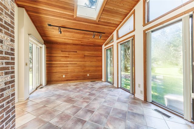 5 Wolf Trapp, Pittsford, NY 14534
