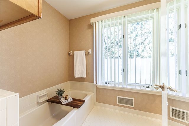 5 Wolf Trapp, Pittsford, NY 14534