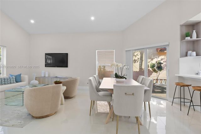 1223 NW 125th Ter, Sunrise, FL 33323