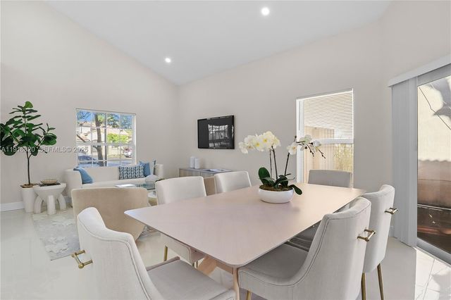 1223 NW 125th Ter, Sunrise, FL 33323