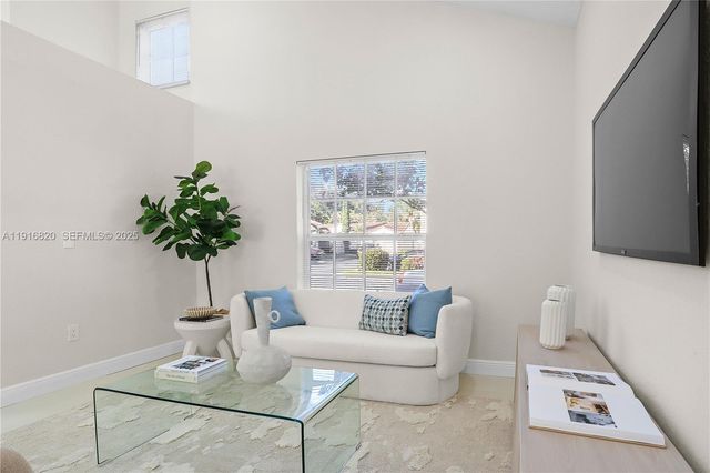 1223 NW 125th Ter, Sunrise, FL 33323