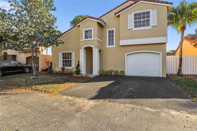 1223 NW 125th Ter, Sunrise, FL 33323