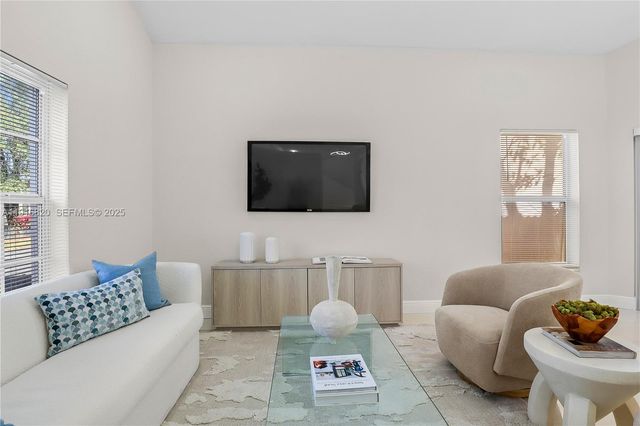 1223 NW 125th Ter, Sunrise, FL 33323