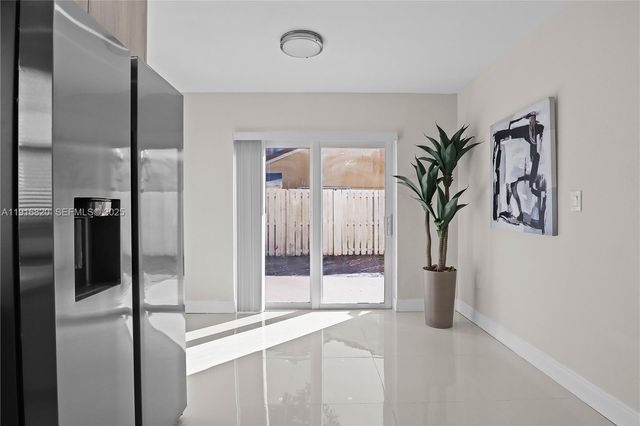 1223 NW 125th Ter, Sunrise, FL 33323