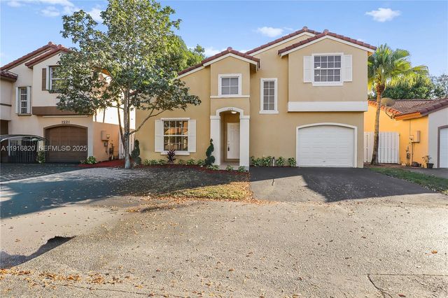 1223 NW 125th Ter, Sunrise, FL 33323
