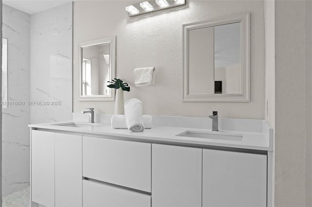 1223 NW 125th Ter, Sunrise, FL 33323