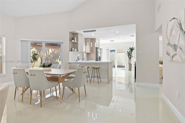 1223 NW 125th Ter, Sunrise, FL 33323