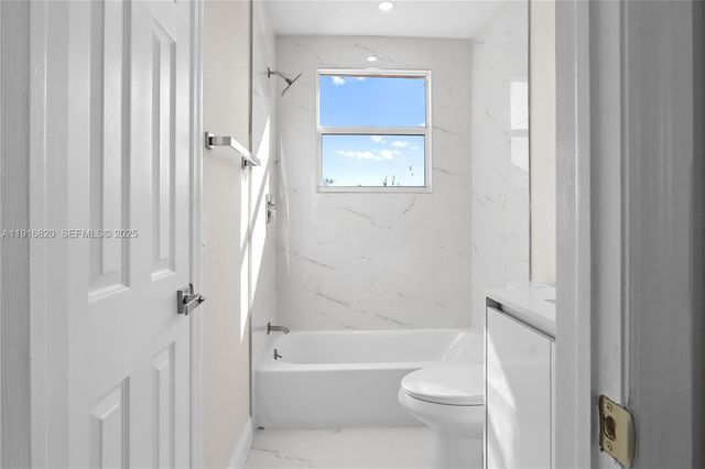 1223 NW 125th Ter, Sunrise, FL 33323