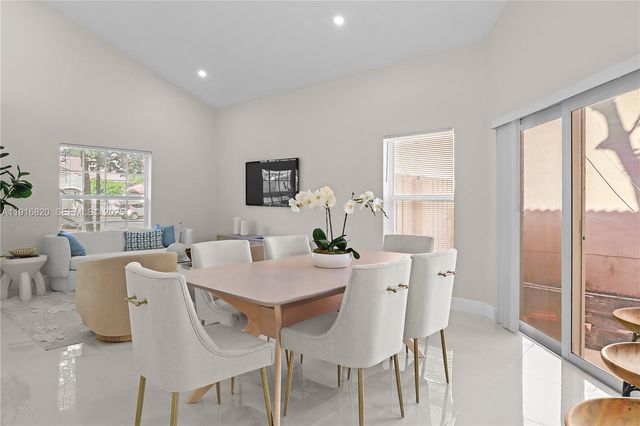 1223 NW 125th Ter, Sunrise, FL 33323