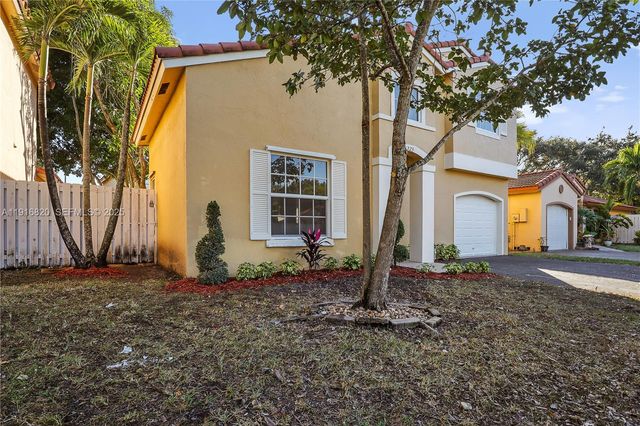 1223 NW 125th Ter, Sunrise, FL 33323