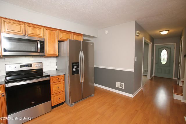 10110 Saint Rene Rd, Louisville, KY 40299
