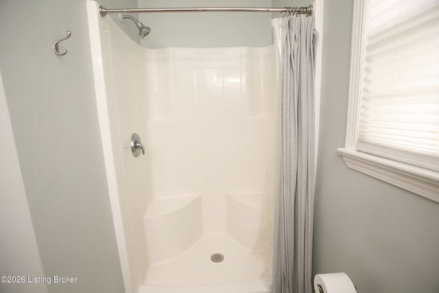 10110 Saint Rene Rd, Louisville, KY 40299
