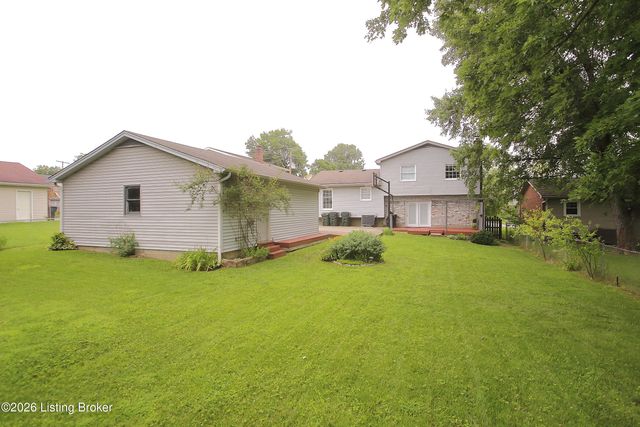 10110 Saint Rene Rd, Louisville, KY 40299