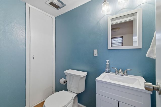 199 Avondale Street, Ross Twp, PA 15237