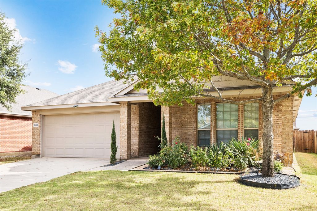 1108 Sandalwood Road, Royse City, TX 75189