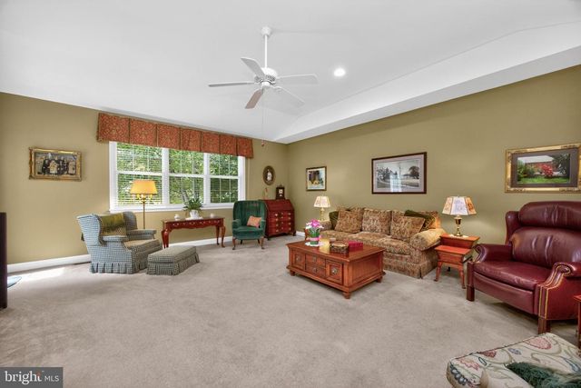 4372 SWEETBRIAR DR, Collegeville, PA 19426