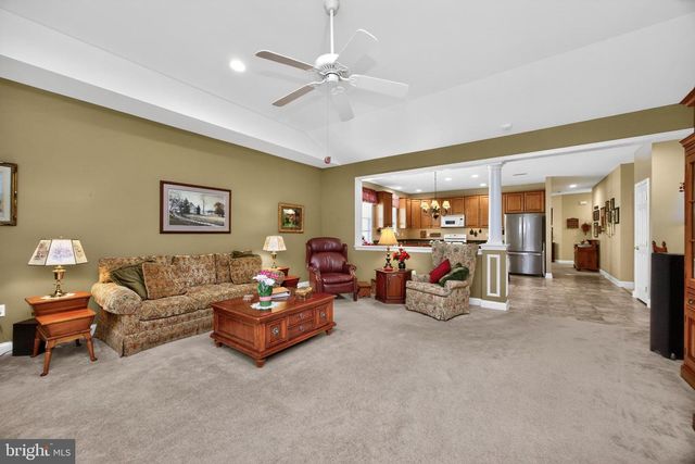 4372 SWEETBRIAR DR, Collegeville, PA 19426