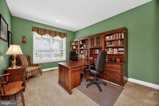 4372 SWEETBRIAR DR, Collegeville, PA 19426