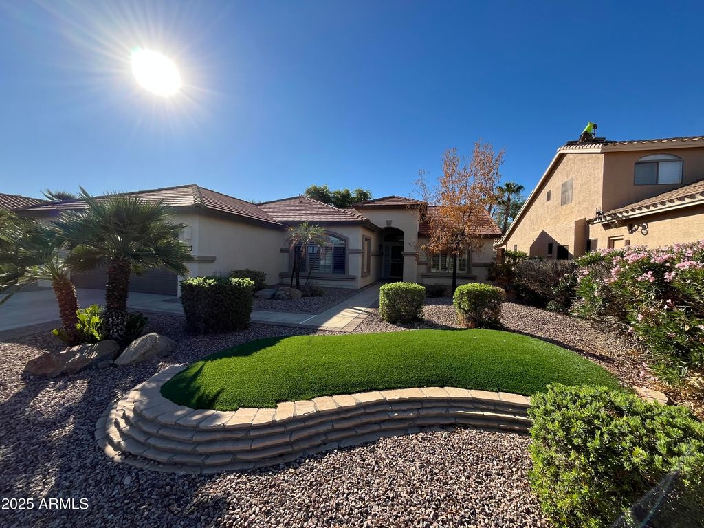 16157 W FAIRMOUNT Avenue, Goodyear, AZ 85395