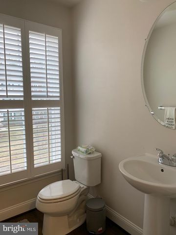 118 VANGUARD LN, Annapolis, MD 21401