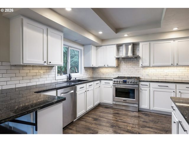 2800 Ne 153RD Cir, Vancouver, WA 98686