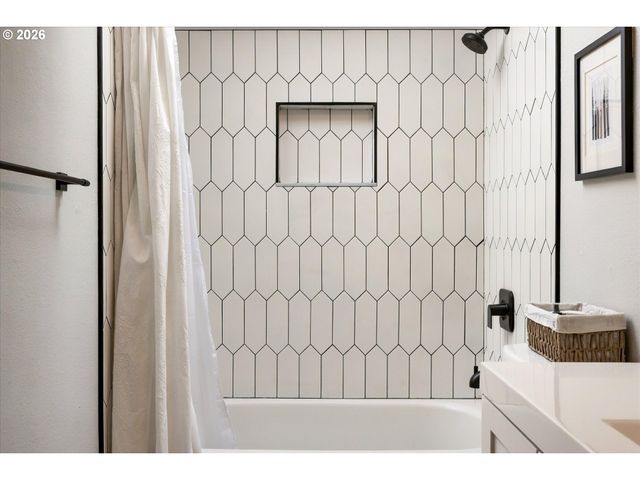 2800 Ne 153RD Cir, Vancouver, WA 98686