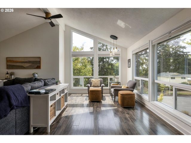 2800 Ne 153RD Cir, Vancouver, WA 98686