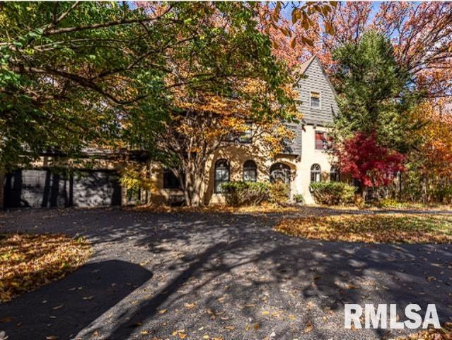 4129 7TH Avenue, Moline, IL 61265