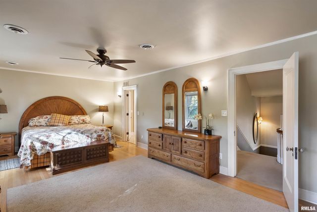 4129 7TH Avenue, Moline, IL 61265