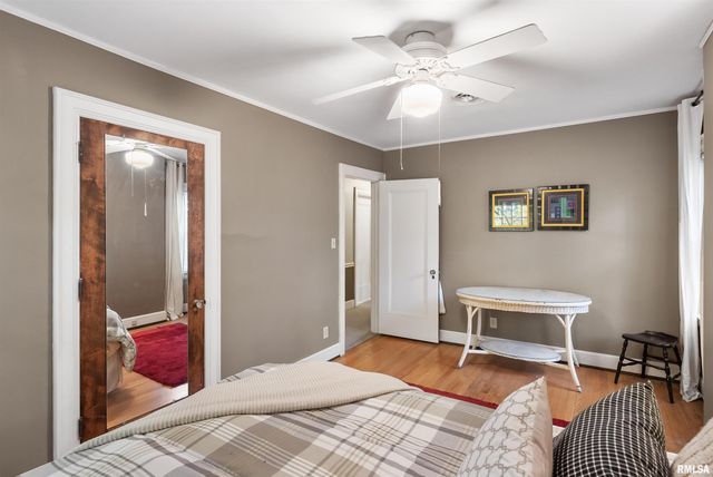 4129 7TH Avenue, Moline, IL 61265