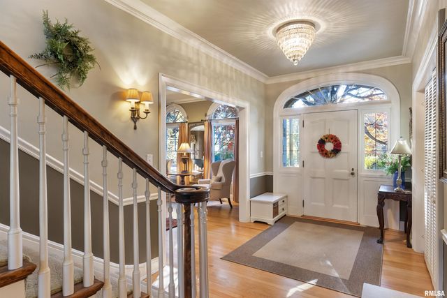 4129 7TH Avenue, Moline, IL 61265