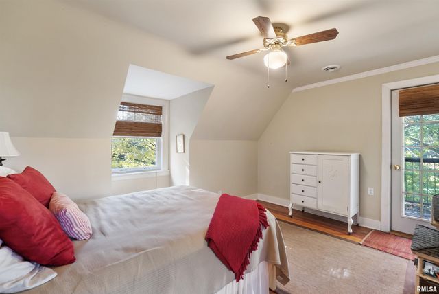 4129 7TH Avenue, Moline, IL 61265