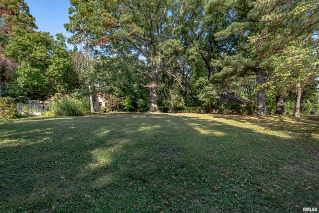 4129 7TH Avenue, Moline, IL 61265